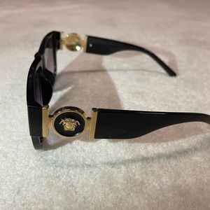Men’s Sunglasses Medusa Head Black & Gold